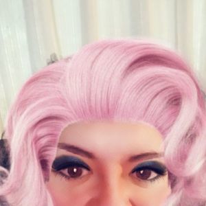 Meet your Posher, Veronica